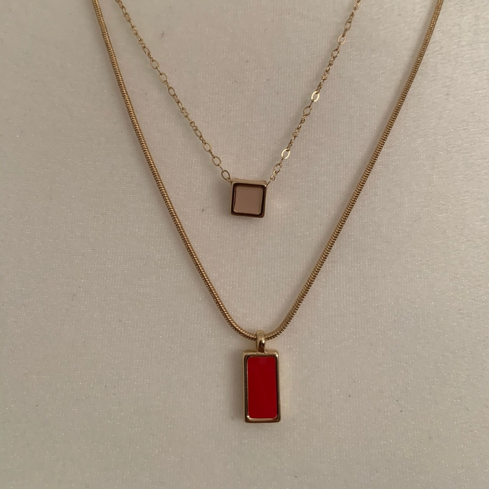 Double layer enamel necklace